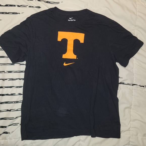 Nike Tennessee Volunteers Black Tshirt - Picture 1 of 3